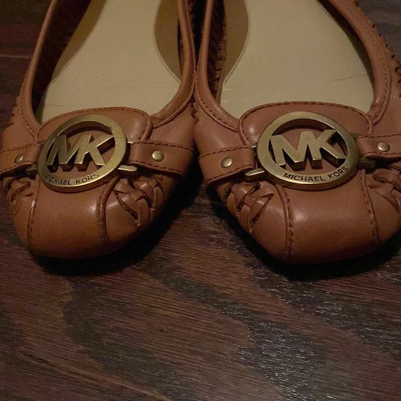 Michael Kors Leather Flats - Picture 6 of 8
